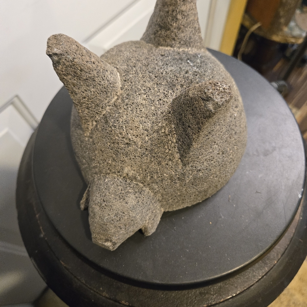 Rustic Stone Home Art Sculptural Antique Molcajete Stone Pig Pestle - Picture 3 of 12
